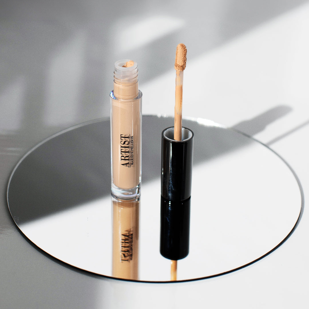 image du cache-cernes satin et son applicateur