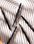 image de plusieurs crayons a sourcils automatiques