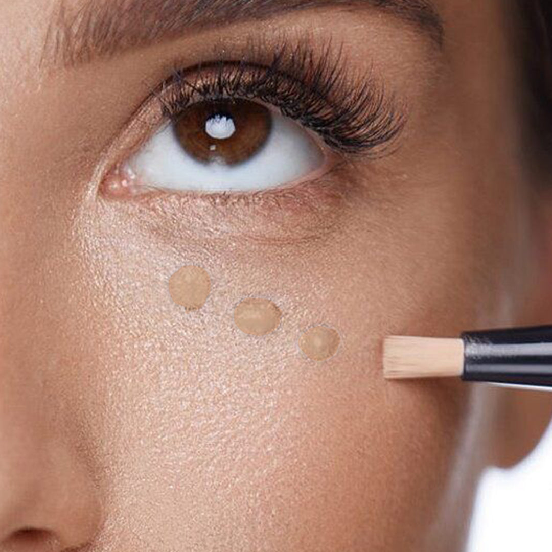 Image de l'échantillon de couleur du cache cernes magique avec pinceau ARTIST C3