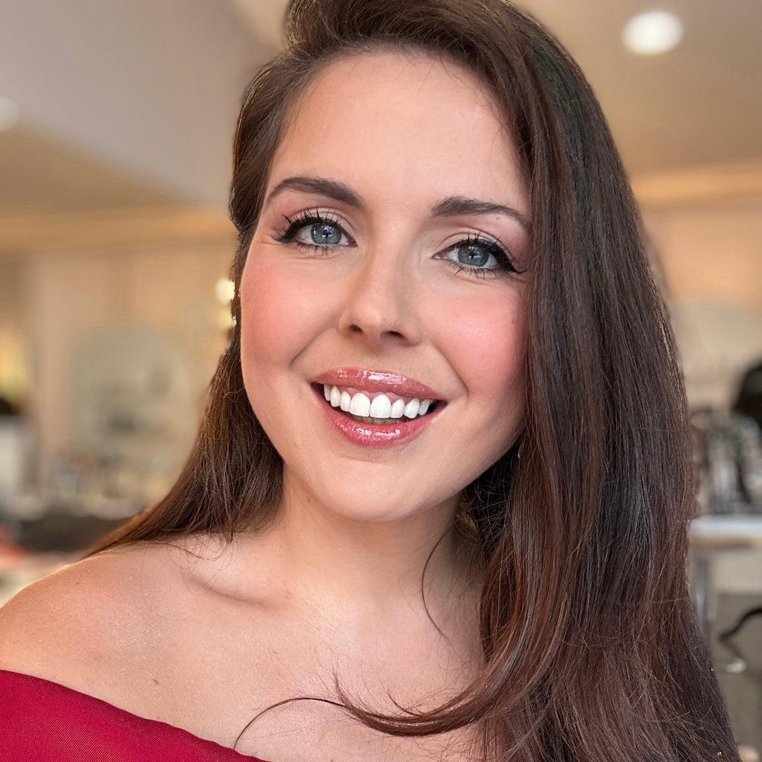 Image de l'huile a lèvres café sur Marilyn