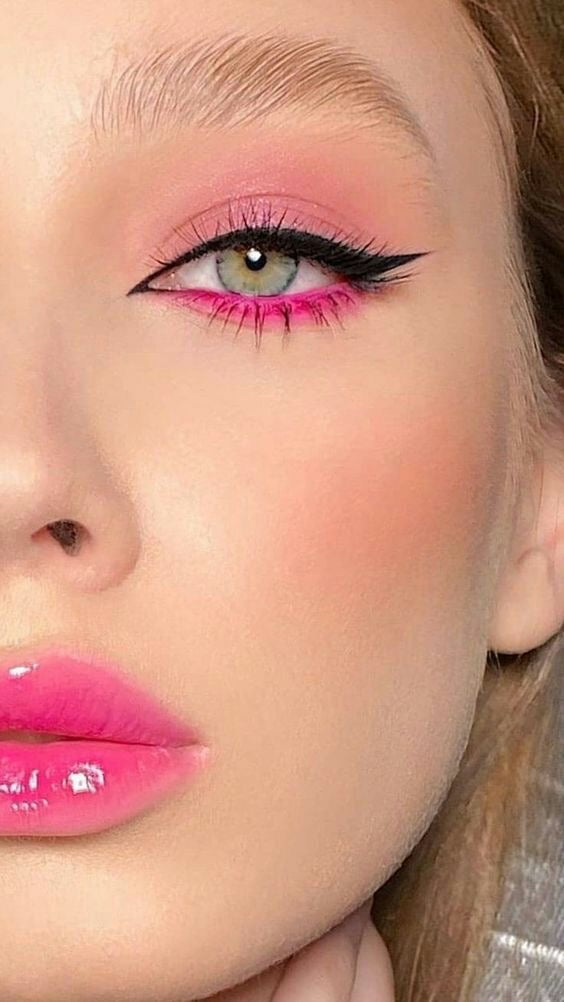 Palette de maquillage RÉVÈLE TA COULEUR ARTIST