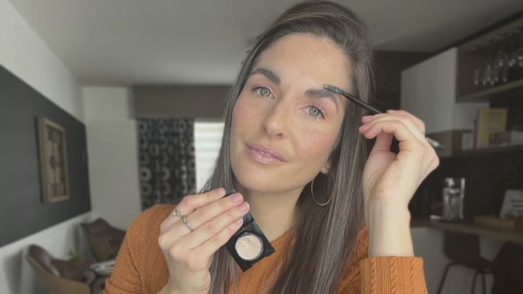 Vidéo de démonstration de la cire à sourcils ARTIST