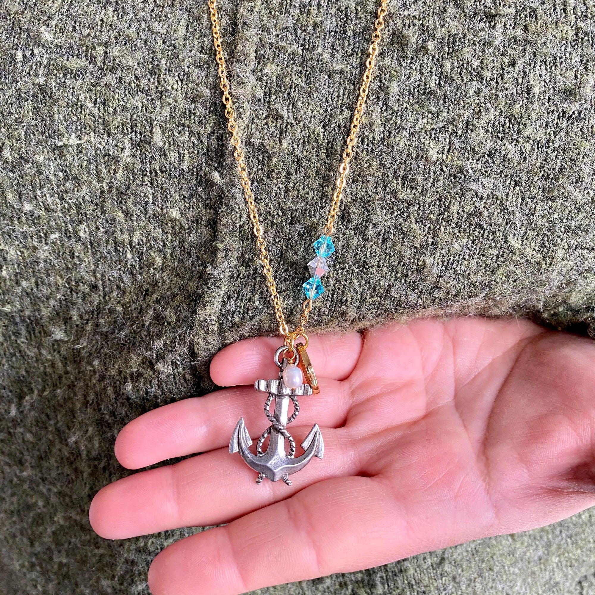 Collier doré avec breloque ancre de bateau Mio bijoux - Bijoux - L'abc du maquillage