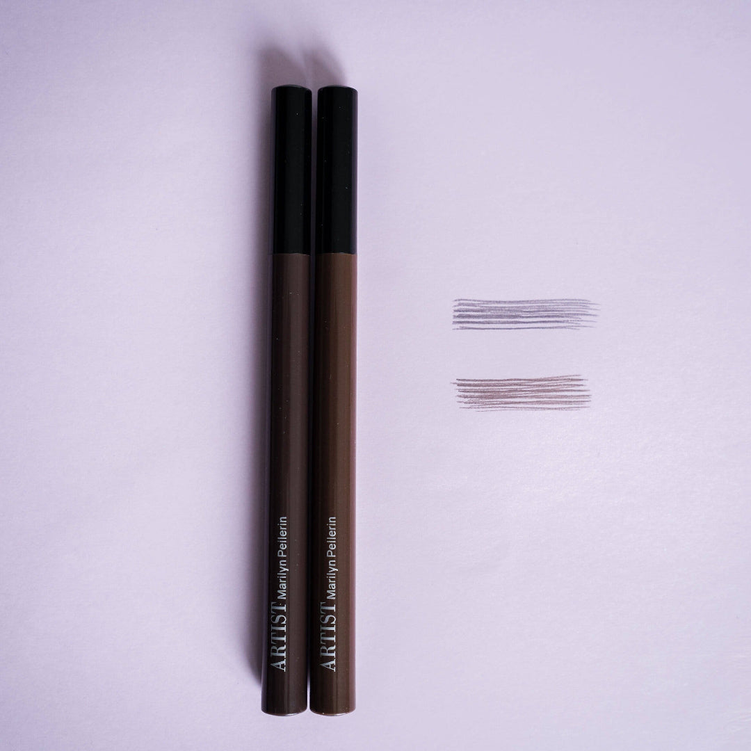 image des deux stylo à sourcils avec traits sur une feuille